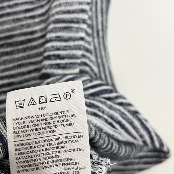 Athleta Womens Breezy Tank Top XS Gray Blue Stripe Pullover Workout 2024 Style - Picture 9 of 10